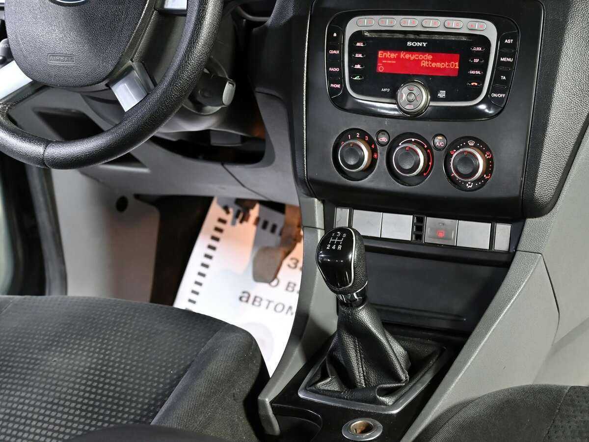 Ford Focus с пробегом — 2009 год. Фото: #9