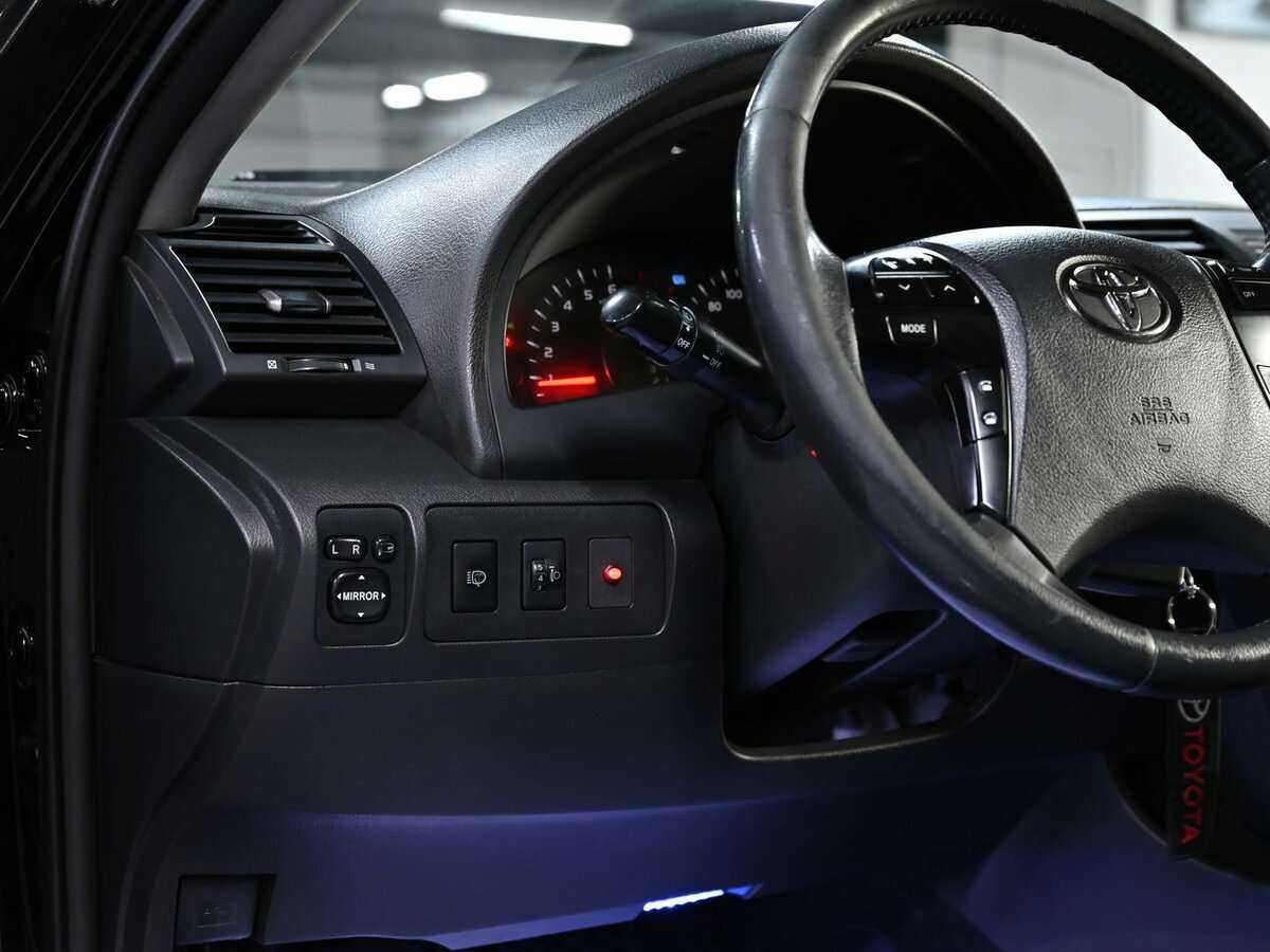 Toyota Camry с пробегом — 2007 год. Фото: #7