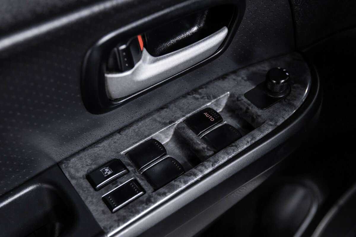 Suzuki Grand Vitara с пробегом — 2010 год. Фото: #6