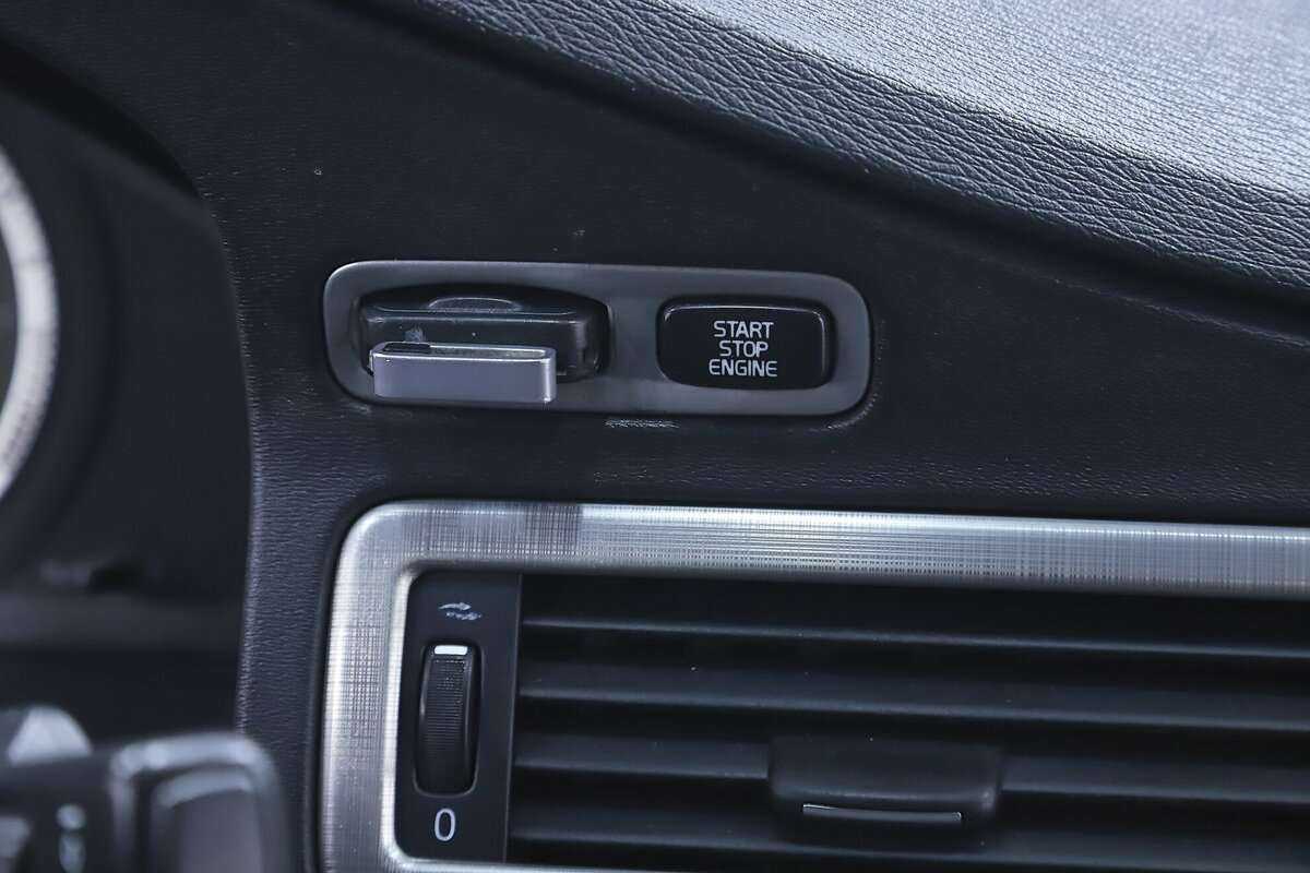 Volvo S80 с пробегом — 2010 год. Фото: #11