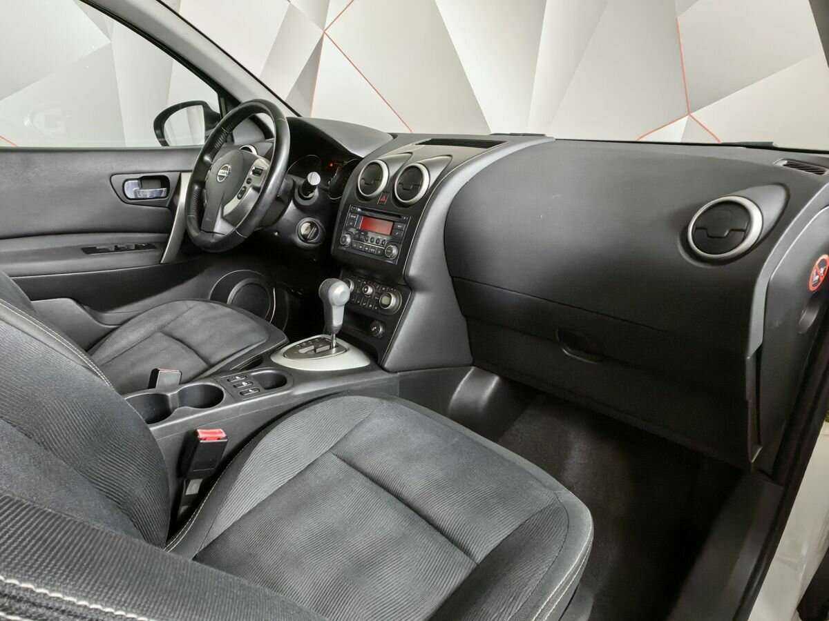 Nissan Qashqai с пробегом — 2010 год. Фото: #8