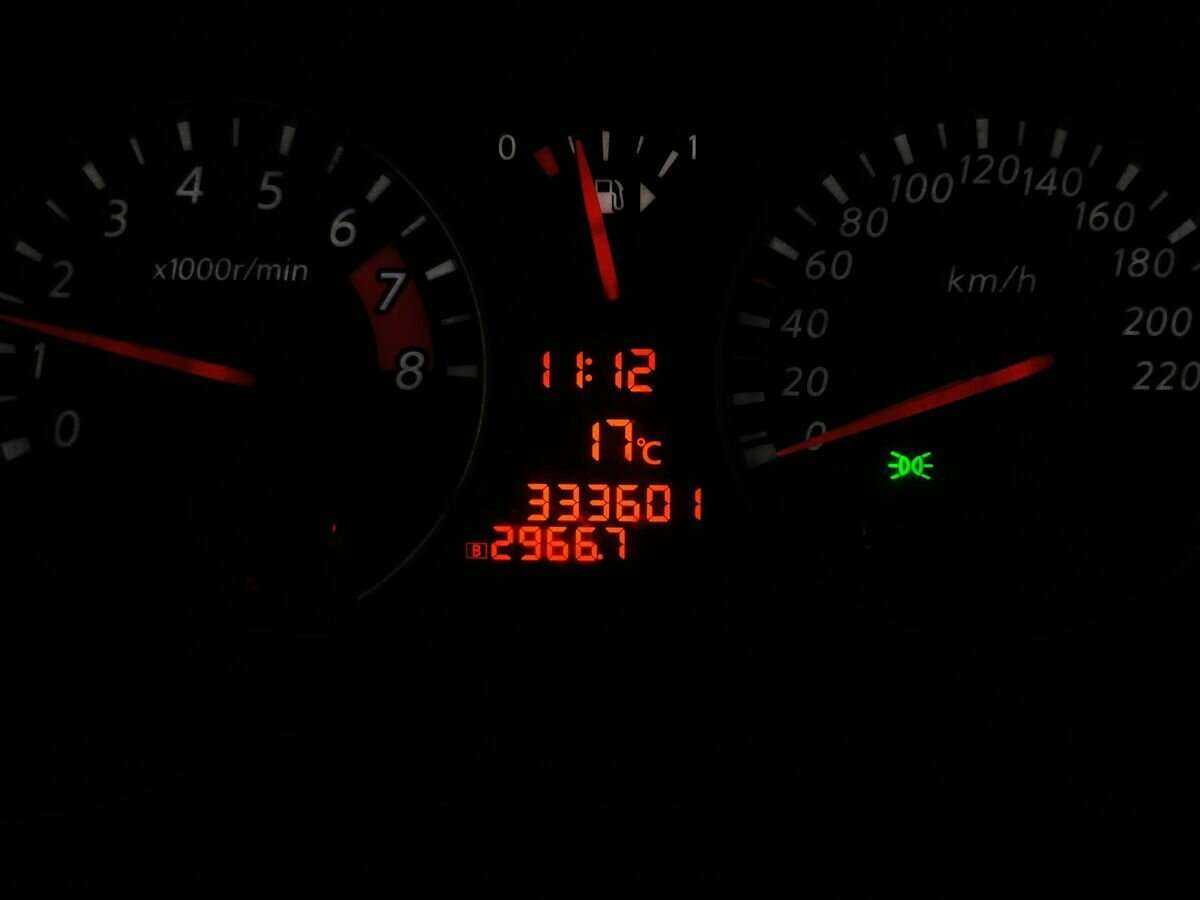 Nissan Note с пробегом — 2013 год. Фото: #13