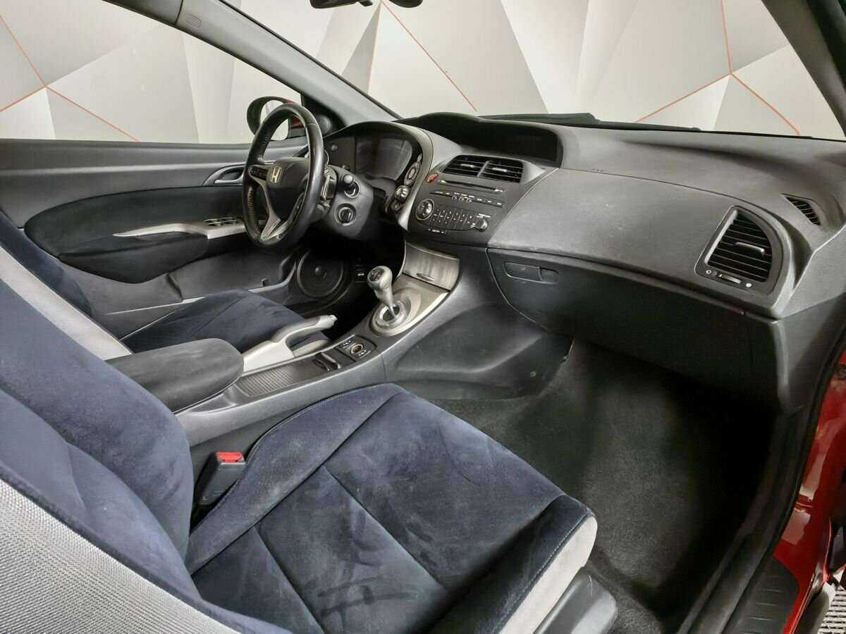 Honda Civic с пробегом — 2008 год. Фото: #8