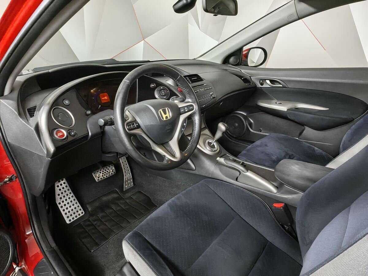 Honda Civic с пробегом — 2008 год. Фото: #13