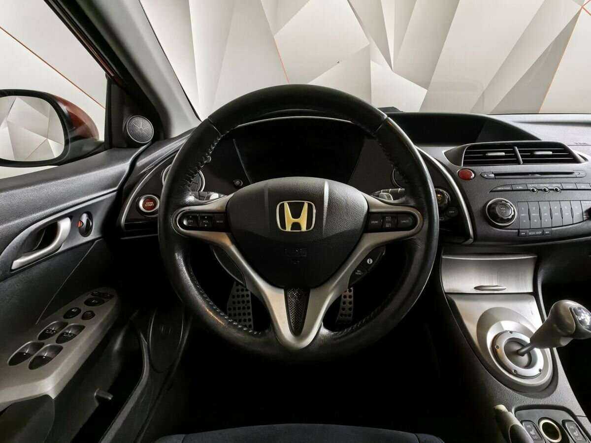 Honda Civic с пробегом — 2008 год. Фото: #14
