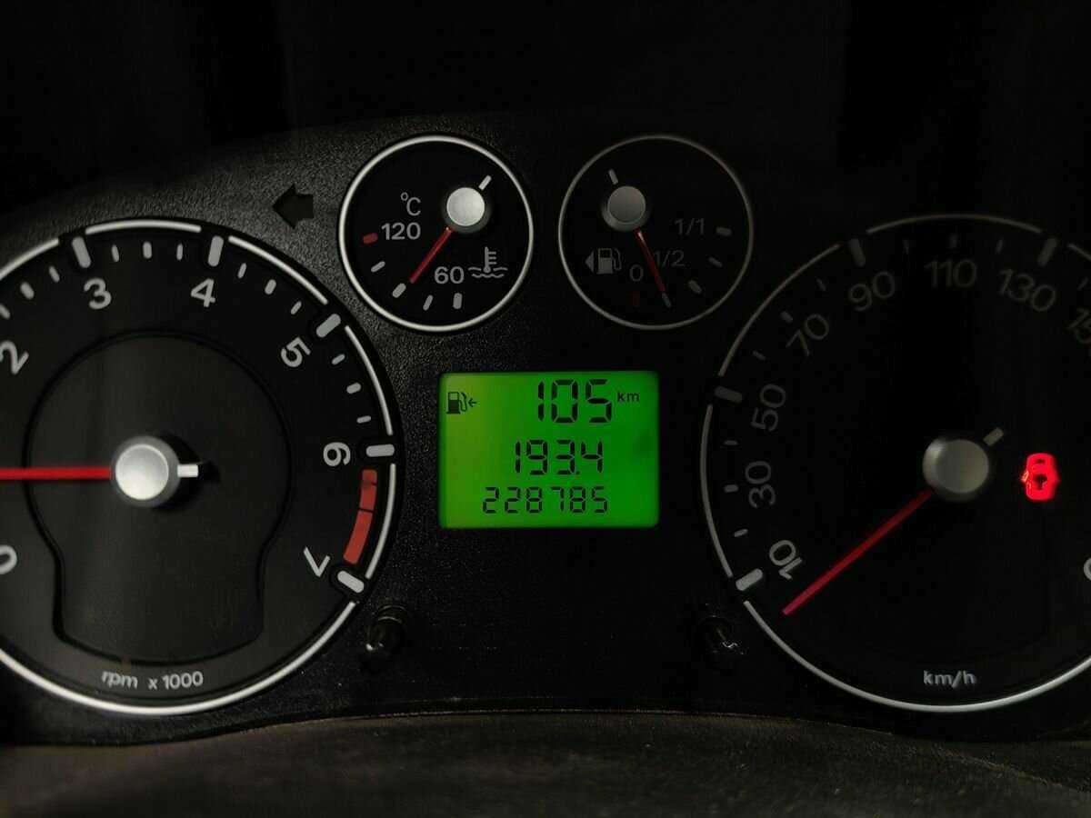 Ford Fusion с пробегом — 2008 год. Фото: #4