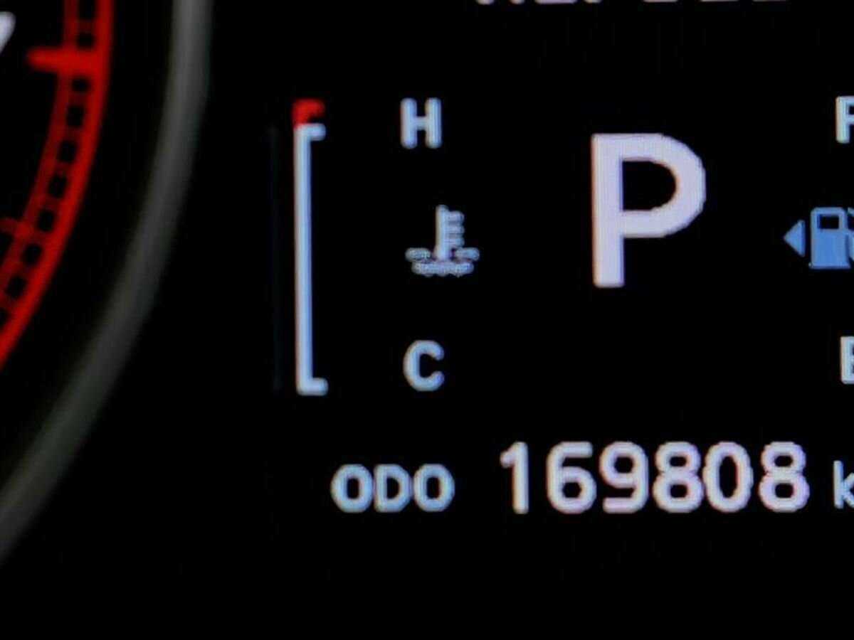 Mitsubishi Outlander с пробегом — 2011 год. Фото: #16