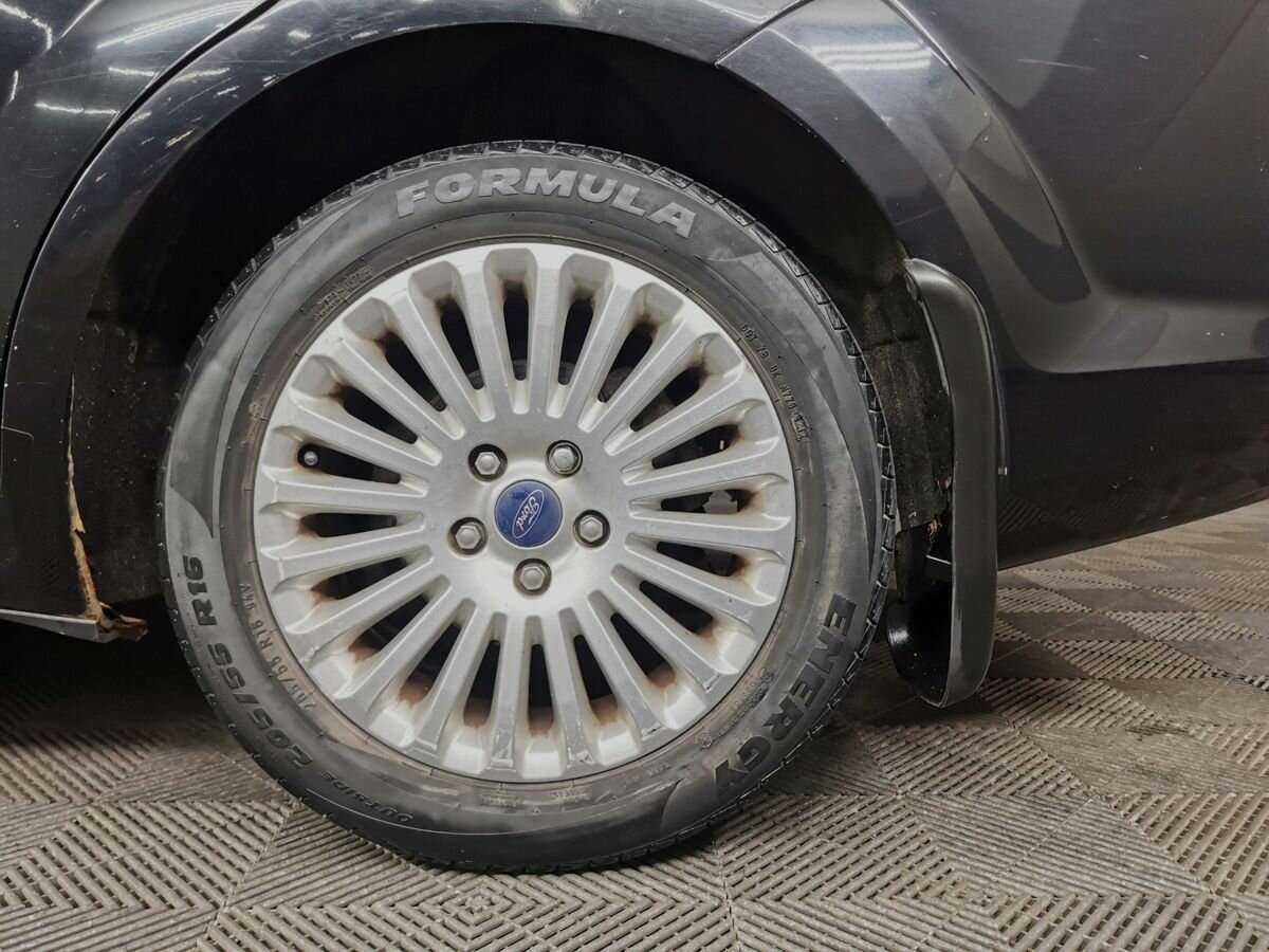 Ford Focus с пробегом — 2009 год. Фото: #15