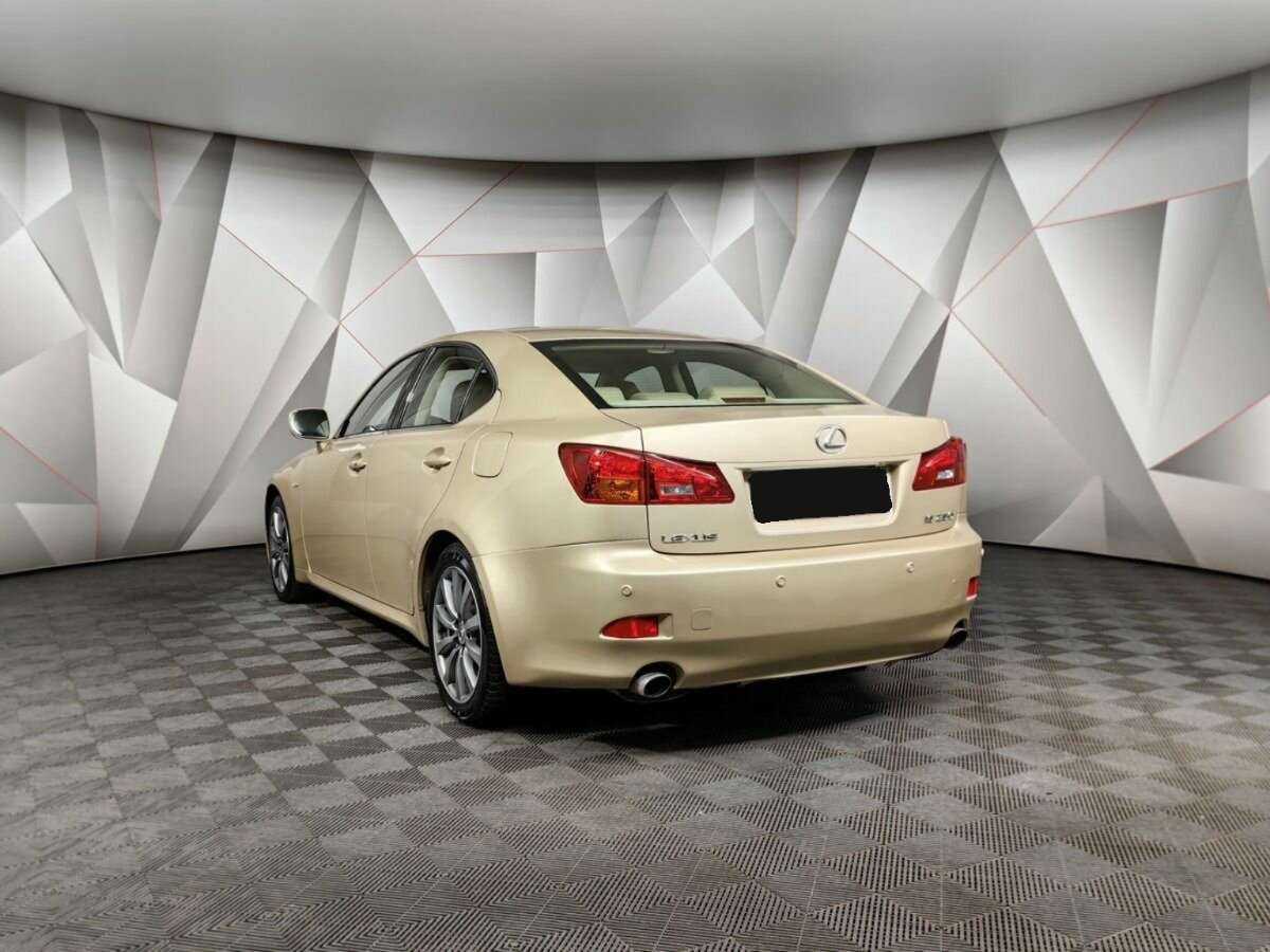 Lexus IS с пробегом — 2008 год. Фото: #2
