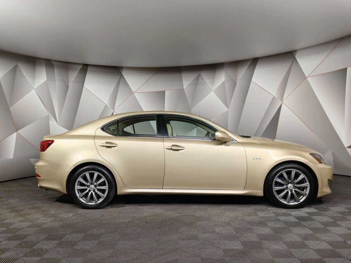 Lexus IS с пробегом — 2008 год. Фото: #3