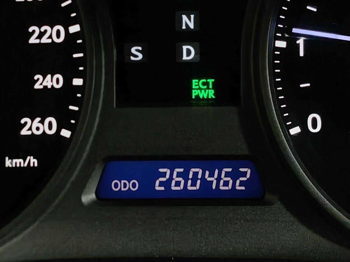 Lexus IS с пробегом — 2008 год. Фото: #16