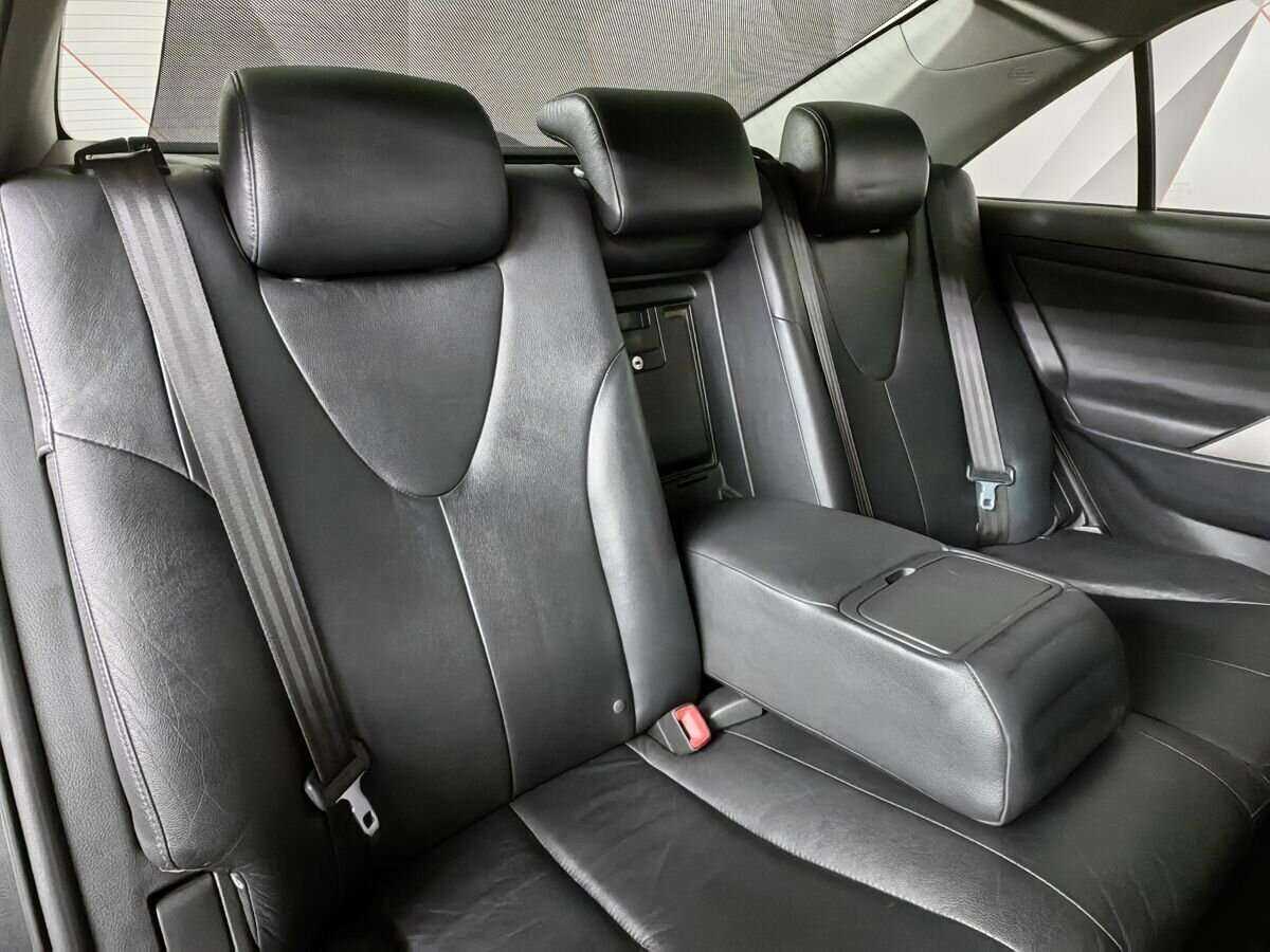 Toyota Camry с пробегом — 2008 год. Фото: #12