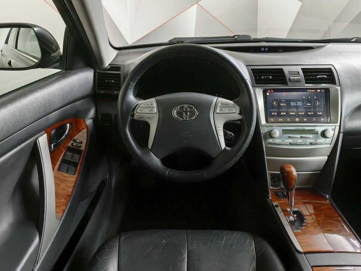 Toyota Camry с пробегом — 2008 год. Фото: #14