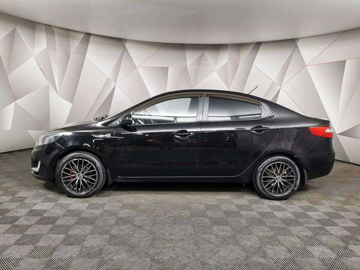 Kia Rio с пробегом — 2012 год. Фото: #4