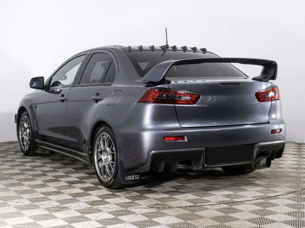 Mitsubishi Lancer Evolution с пробегом — 2011 год. Фото: #6
