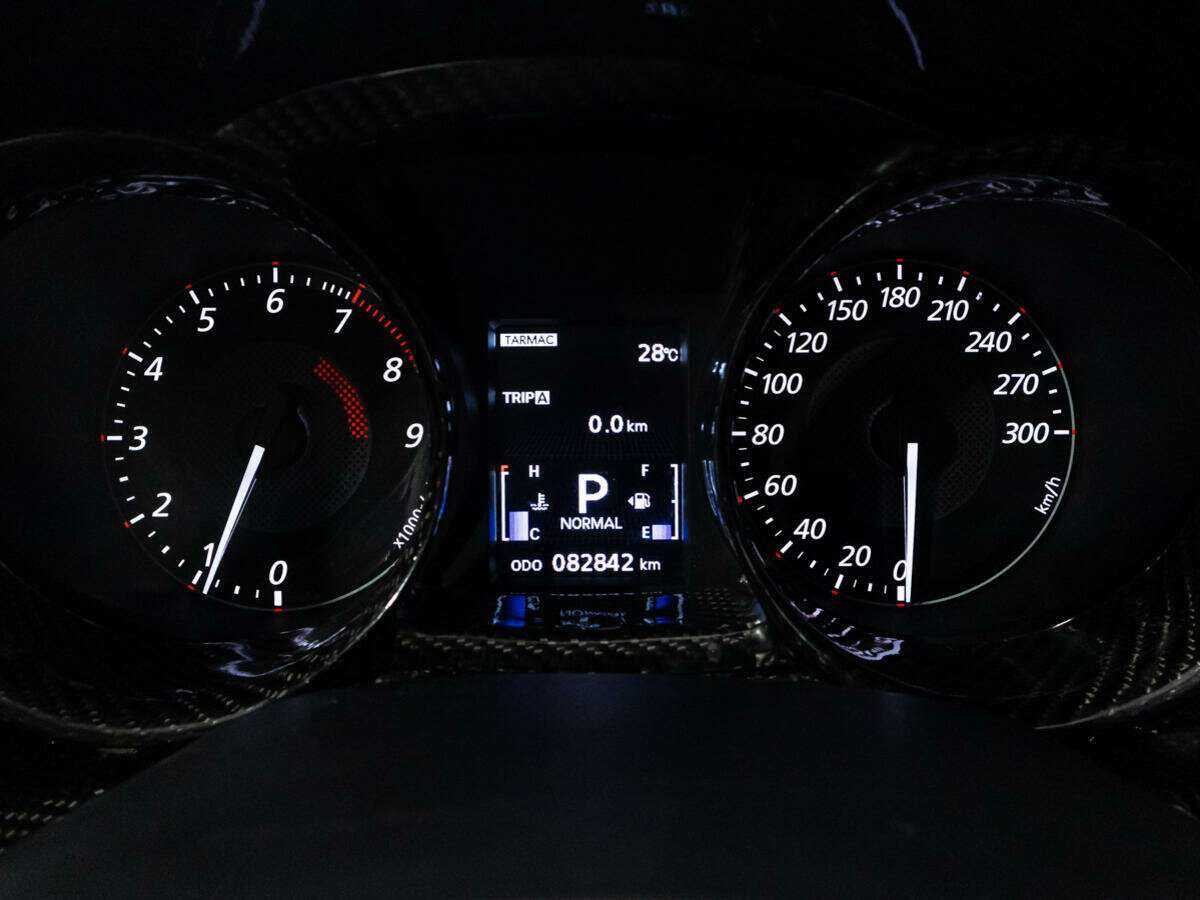 Mitsubishi Lancer Evolution с пробегом — 2011 год. Фото: #11