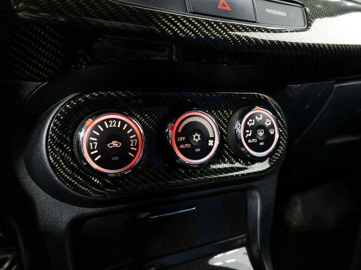 Mitsubishi Lancer Evolution с пробегом — 2011 год. Фото: #14