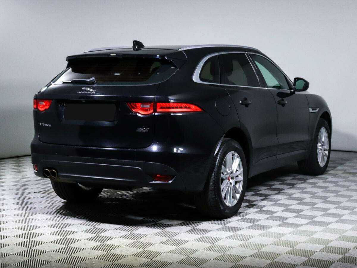 Jaguar F-Pace с пробегом — 2016 год. Фото: #3
