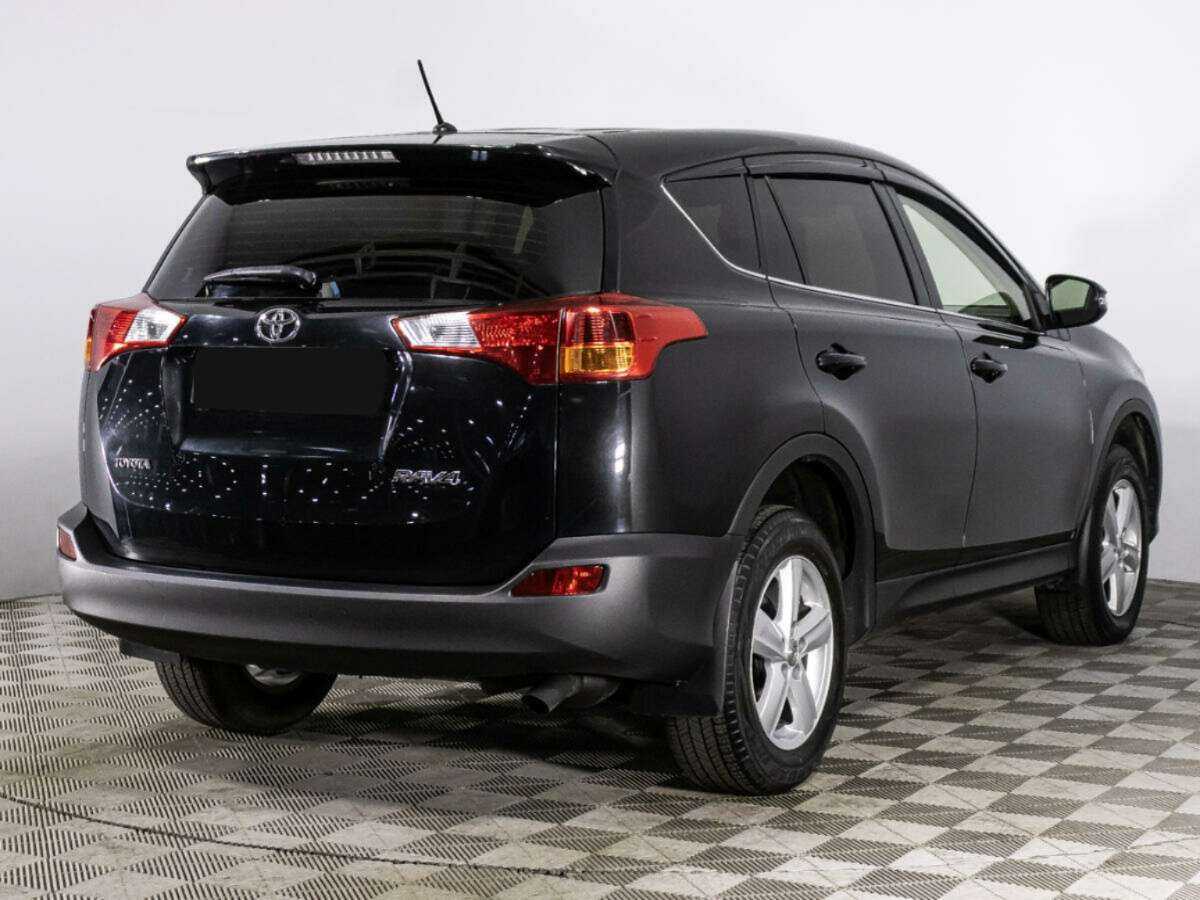 Toyota RAV4 с пробегом — 2013 год. Фото: #4