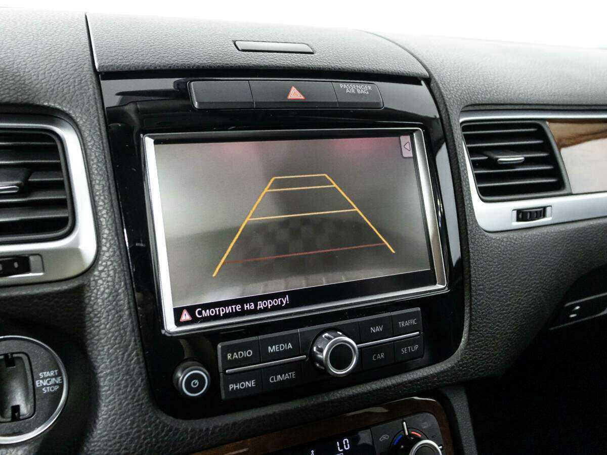 Volkswagen Touareg с пробегом — 2011 год. Фото: #15