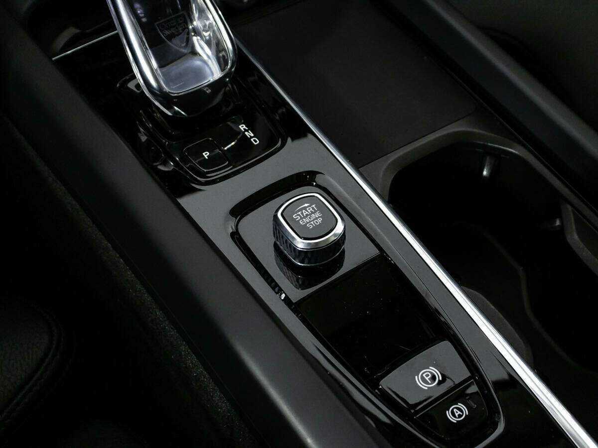 Volvo XC60 с пробегом — 2021 год. Фото: #17