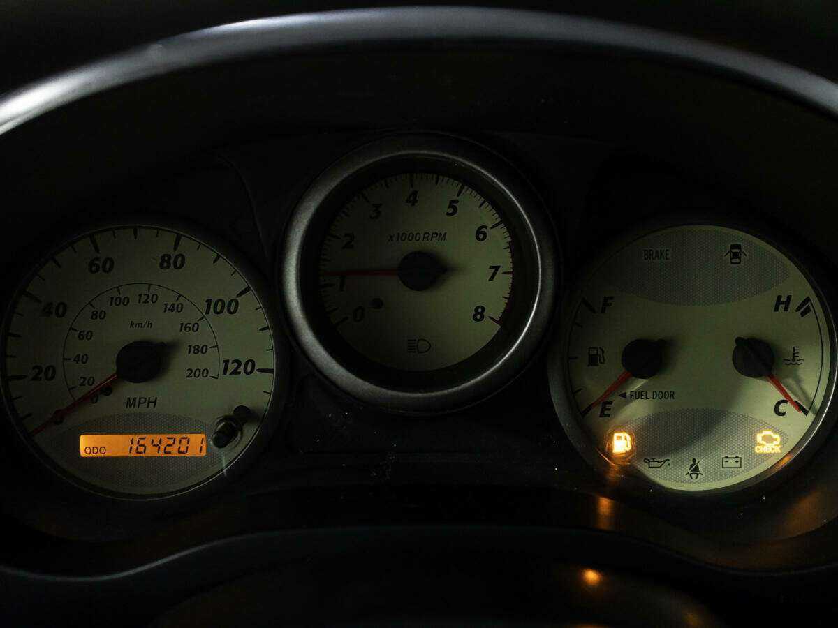 Toyota RAV4 с пробегом — 2003 год. Фото: #11