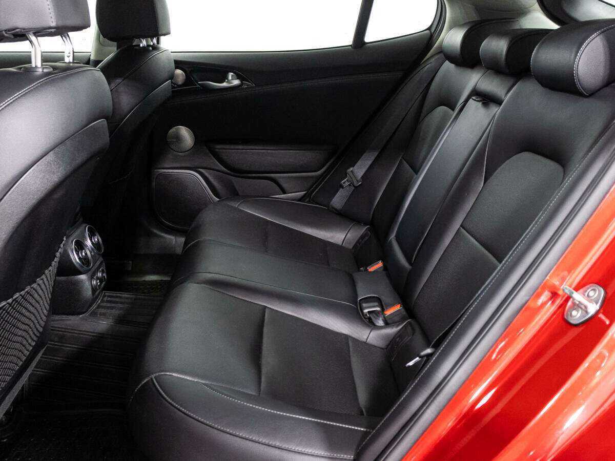 Kia Stinger с пробегом — 2020 год. Фото: #9