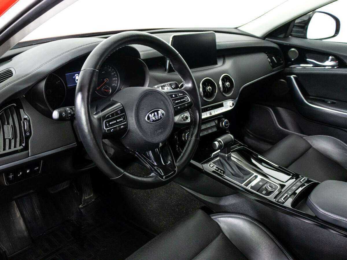 Kia Stinger с пробегом — 2020 год. Фото: #10