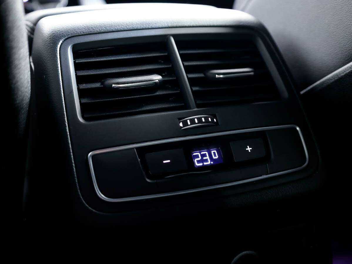 Audi A4 с пробегом — 2020 год. Фото: #12