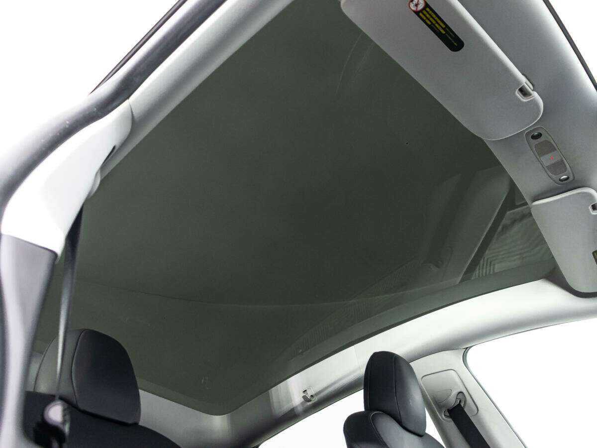 Tesla Model Y с пробегом — 2020 год. Фото: #13