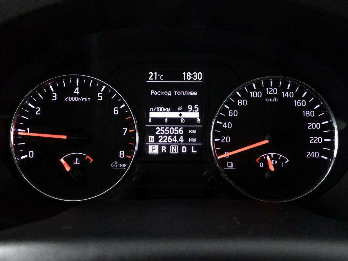 Nissan X-Trail с пробегом — 2013 год. Фото: #11