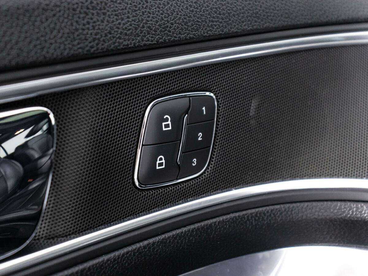 Ford Explorer с пробегом — 2019 год. Фото: #16