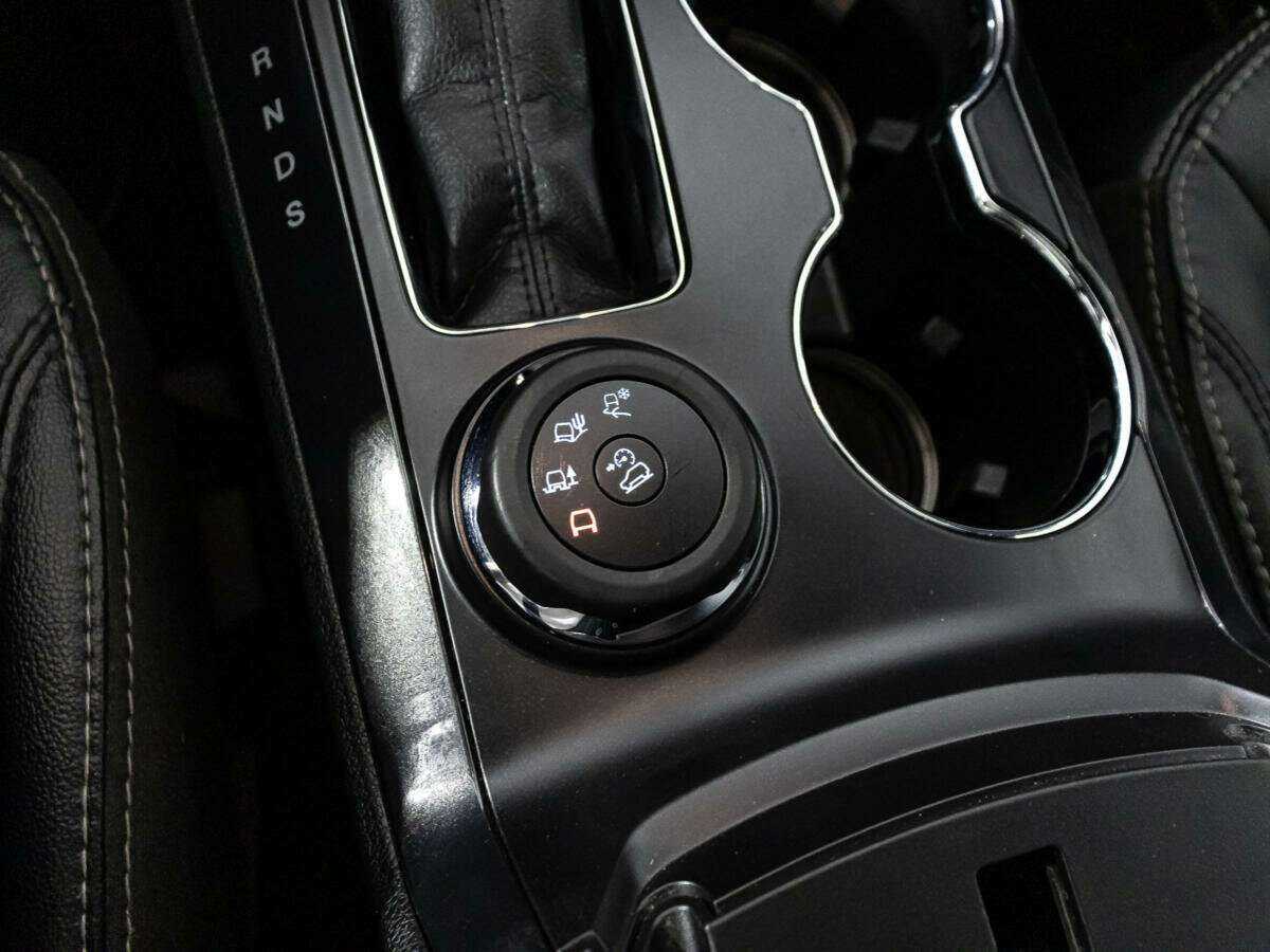 Ford Explorer с пробегом — 2019 год. Фото: #18