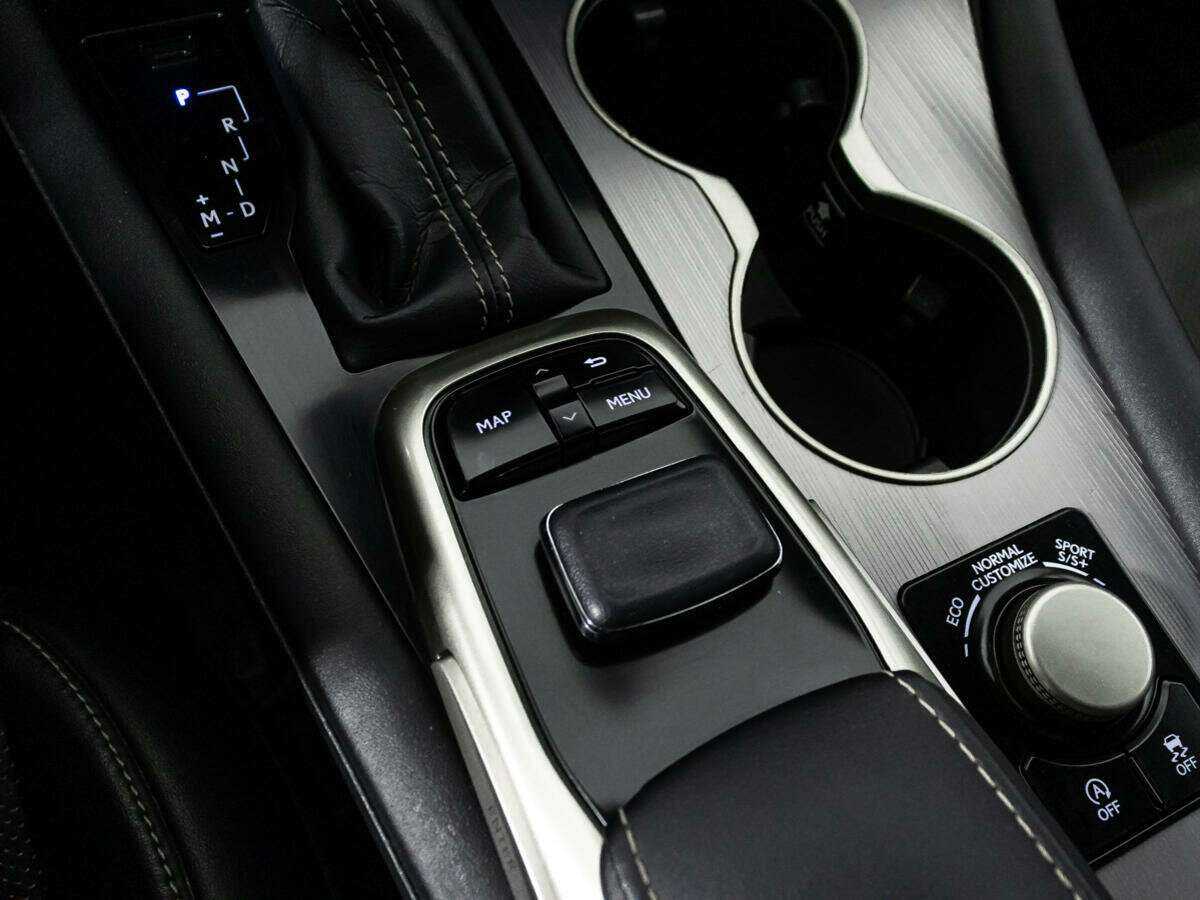 Lexus RX с пробегом — 2017 год. Фото: #18