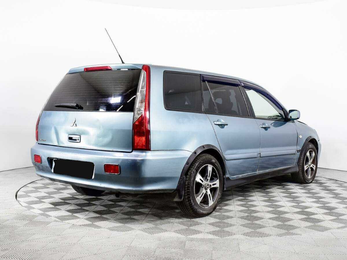 Mitsubishi Lancer с пробегом — 2006 год. Фото: #4