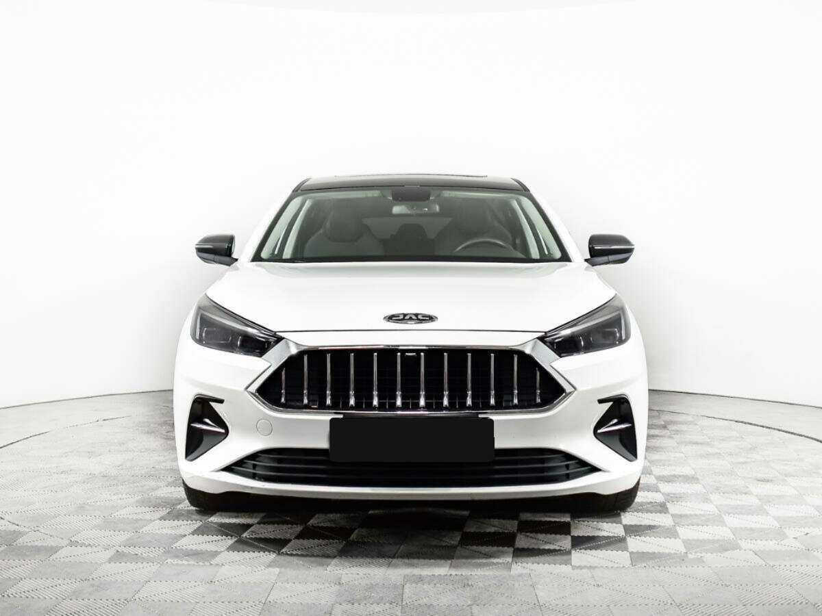 JAC J7 с пробегом — 2021 год. Фото: #1