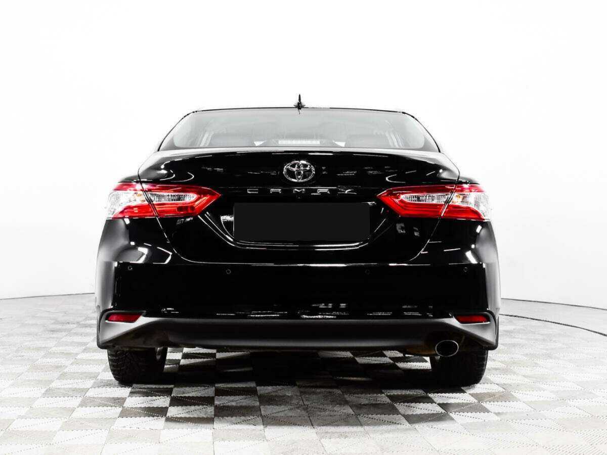 Toyota Camry с пробегом — 2021 год. Фото: #7