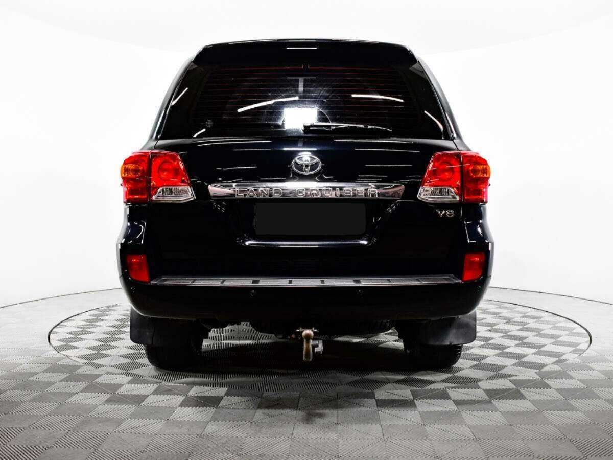 Toyota Land Cruiser с пробегом — 2012 год. Фото: #5