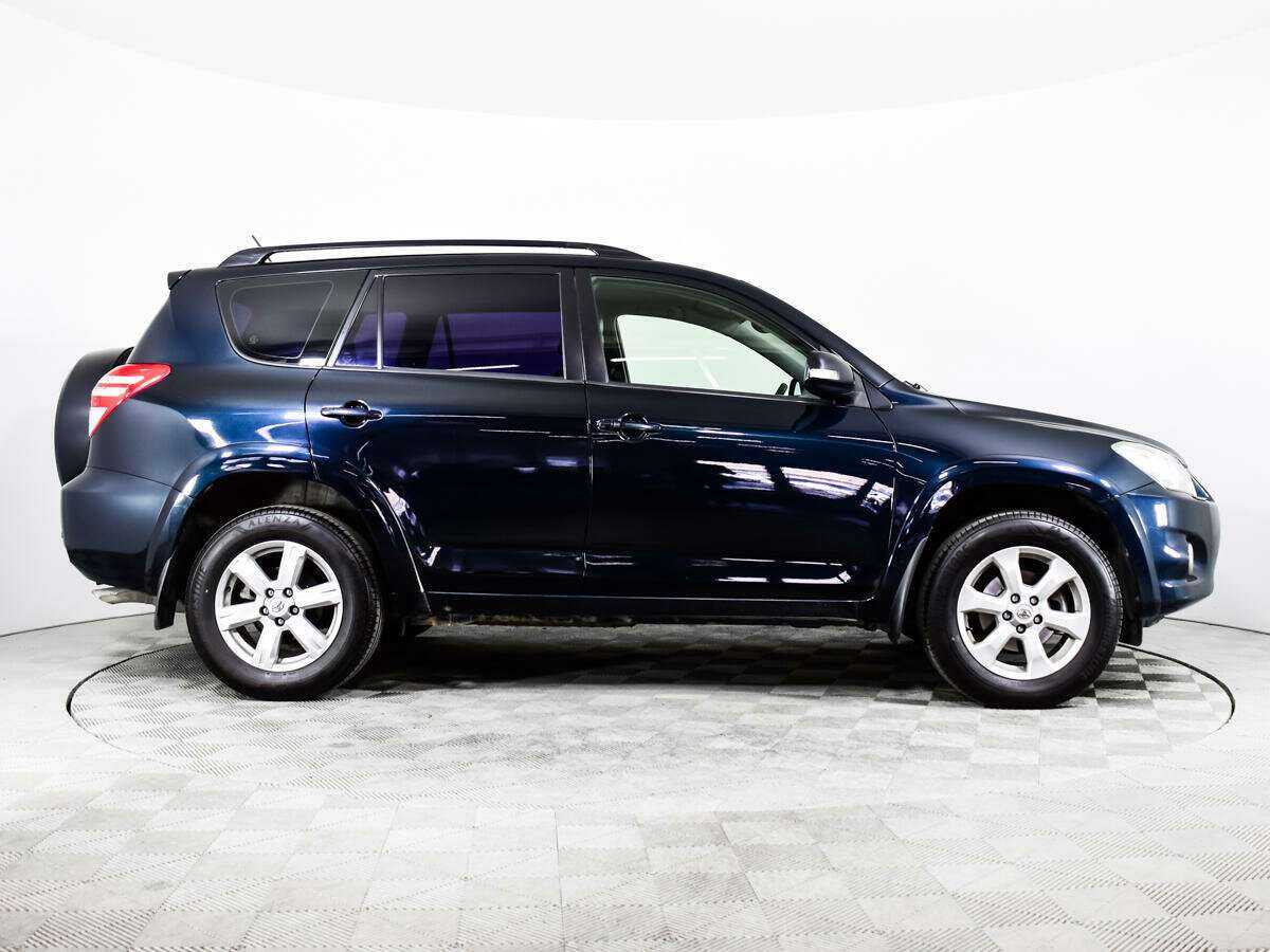 Toyota RAV4 с пробегом — 2010 год. Фото: #3
