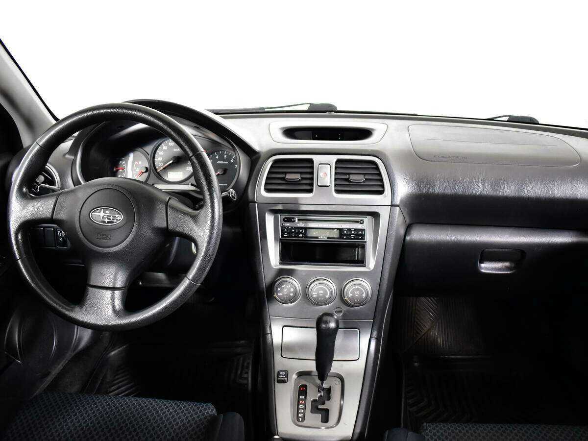 Subaru Impreza с пробегом — 2007 год. Фото: #11