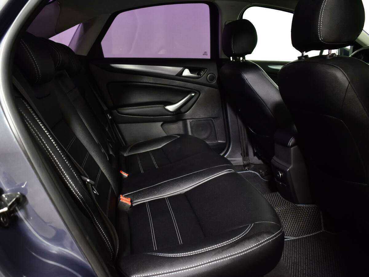 Ford Mondeo с пробегом — 2012 год. Фото: #9