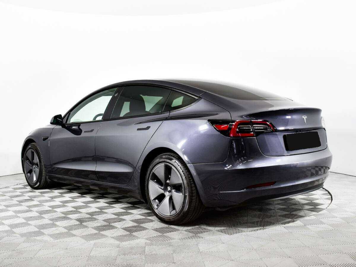 Tesla Model 3 с пробегом — 2021 год. Фото: #6