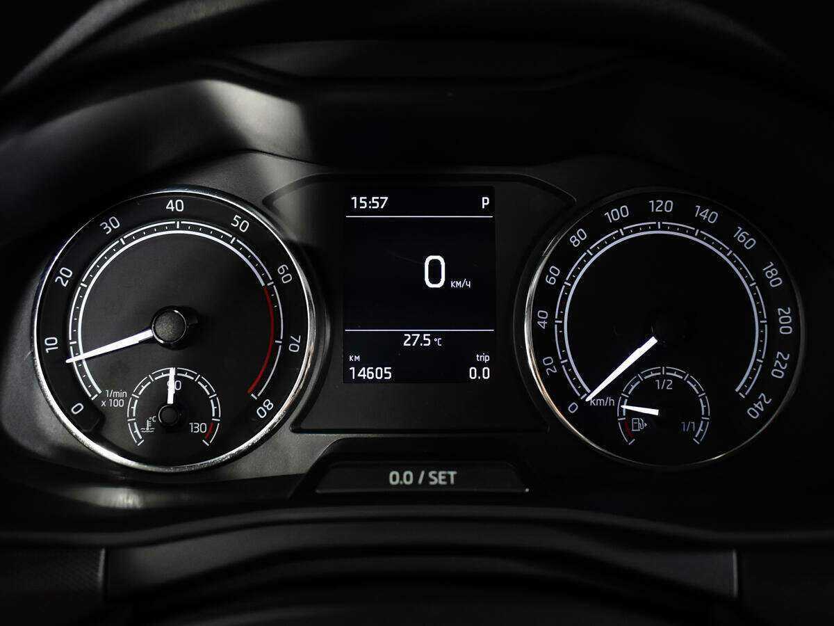 Skoda Rapid с пробегом — 2021 год. Фото: #8