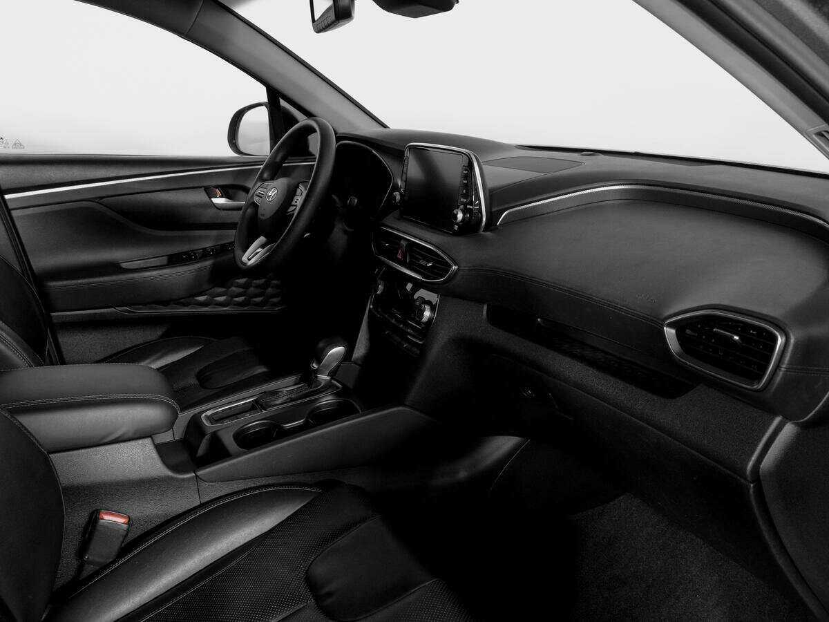 Hyundai Santa Fe с пробегом — 2018 год. Фото: #8