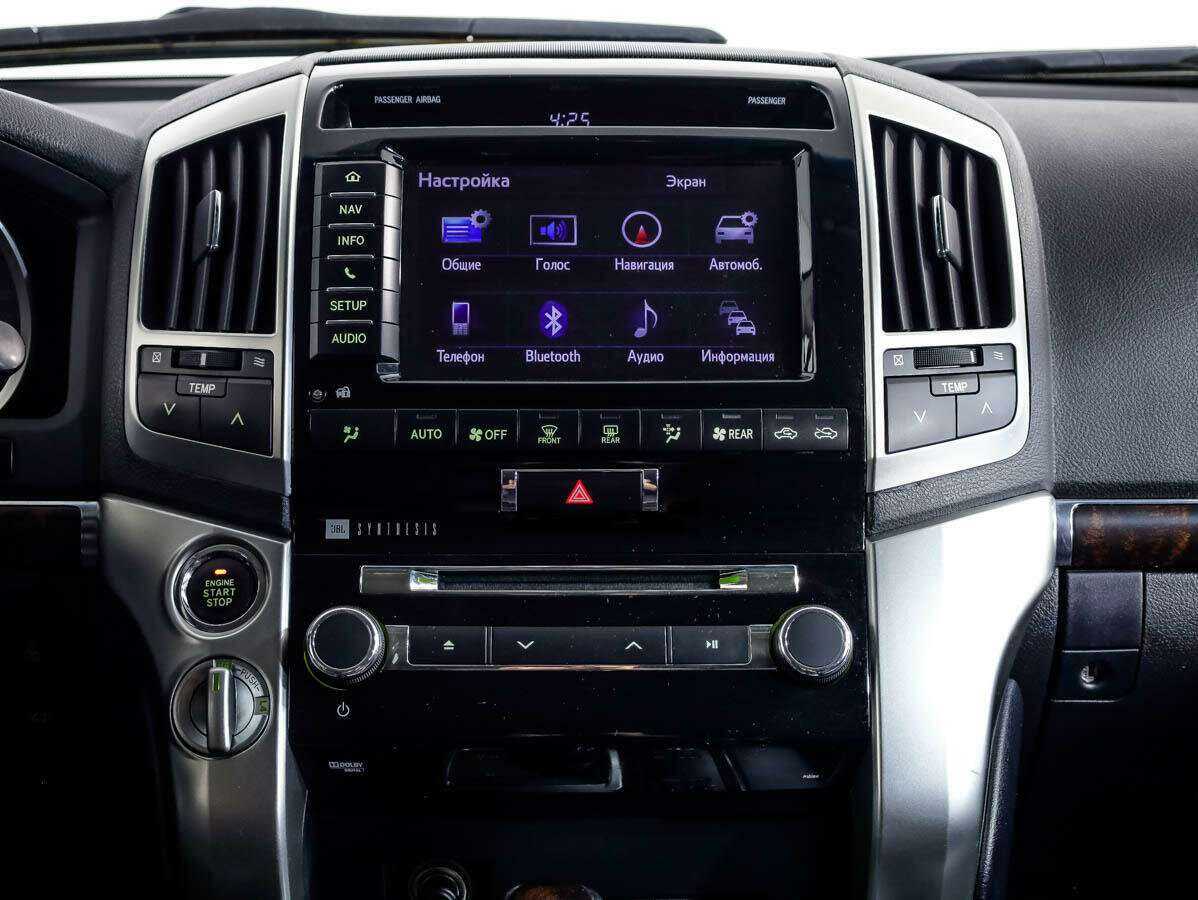 Toyota Land Cruiser с пробегом — 2012 год. Фото: #13