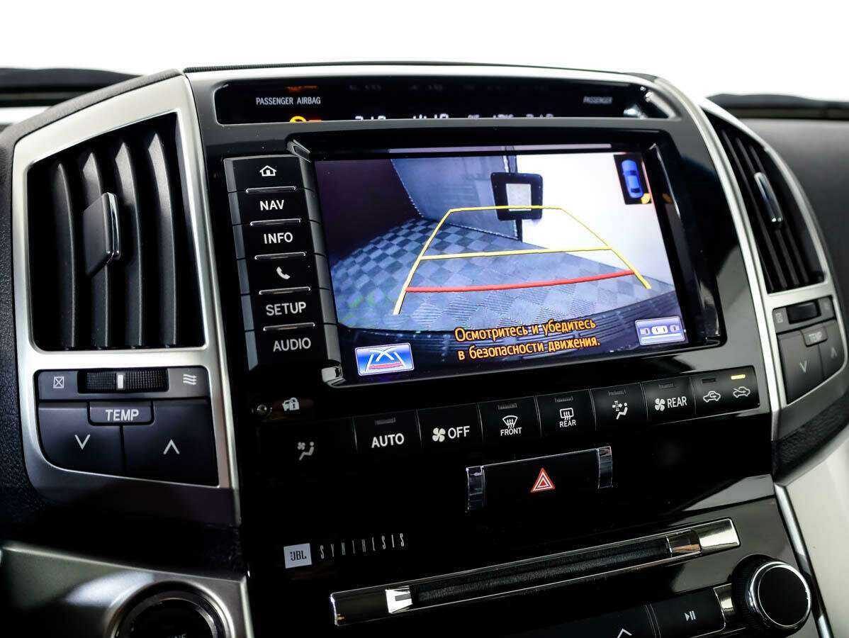 Toyota Land Cruiser с пробегом — 2012 год. Фото: #14