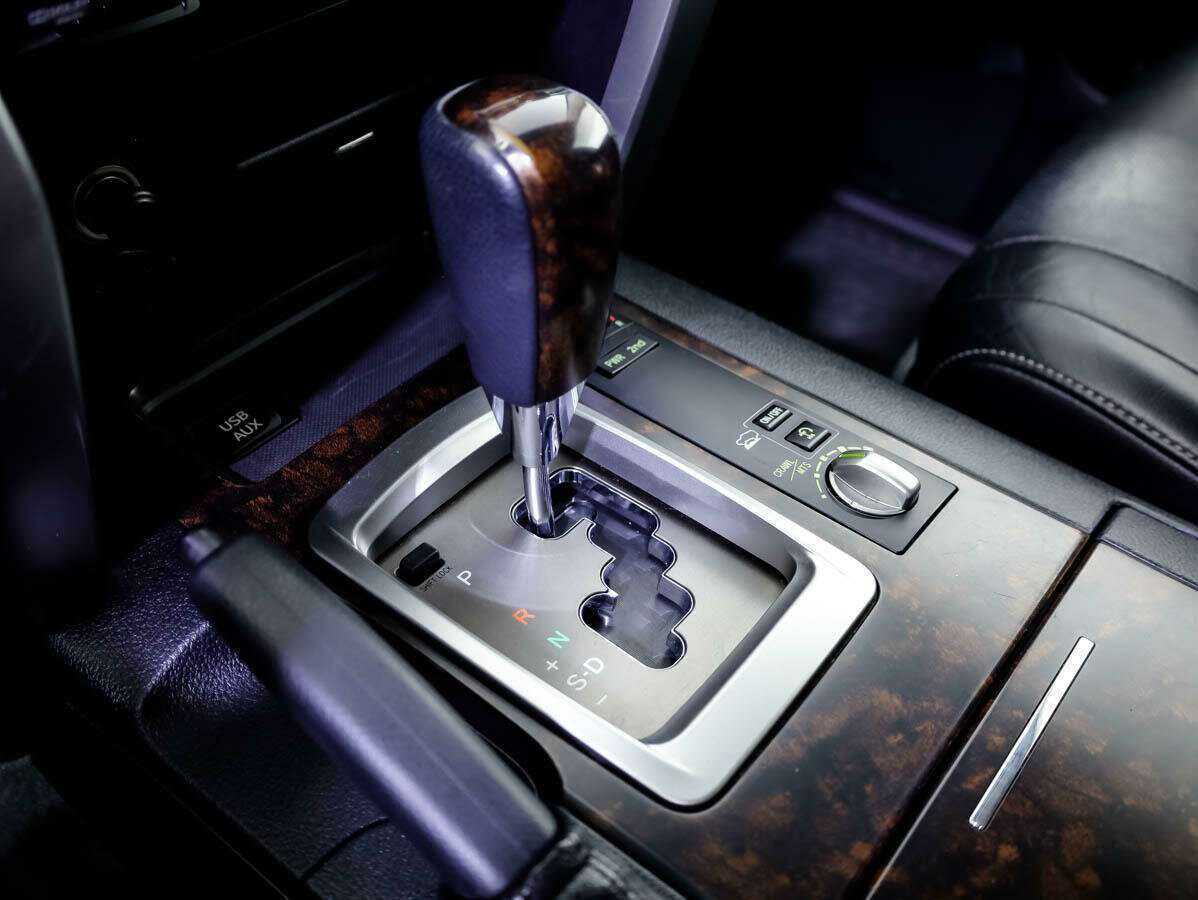 Toyota Land Cruiser с пробегом — 2012 год. Фото: #15