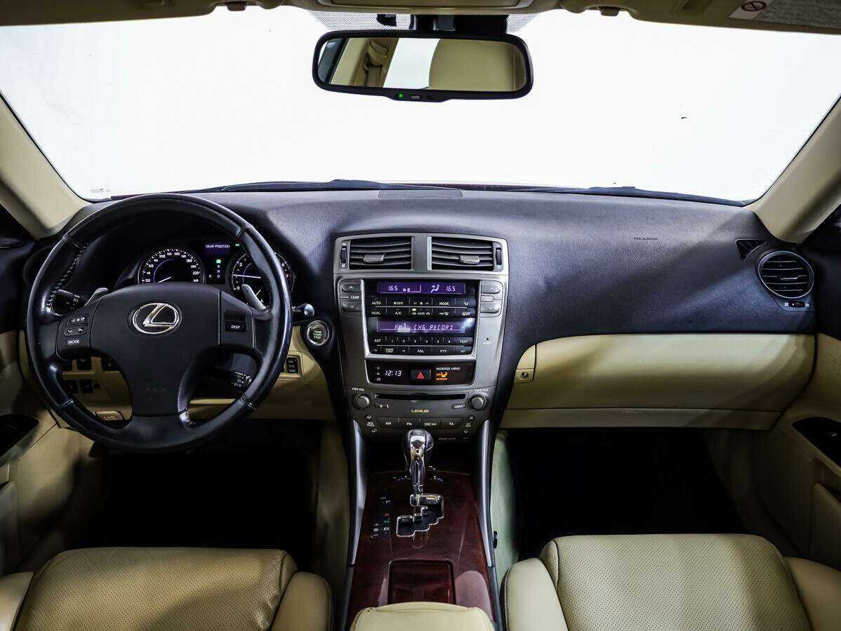 Lexus IS с пробегом — 2007 год. Фото: #8