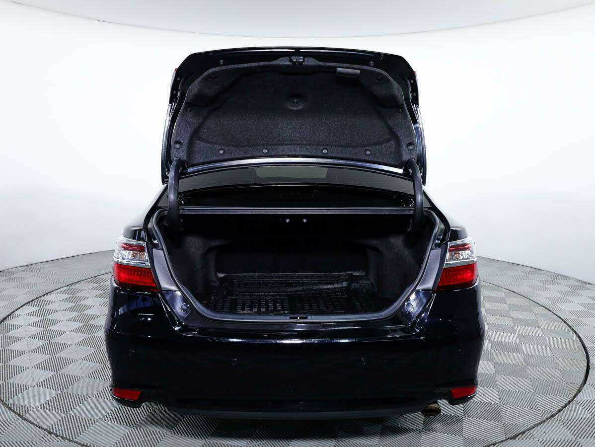 Toyota Camry с пробегом — 2016 год. Фото: #19