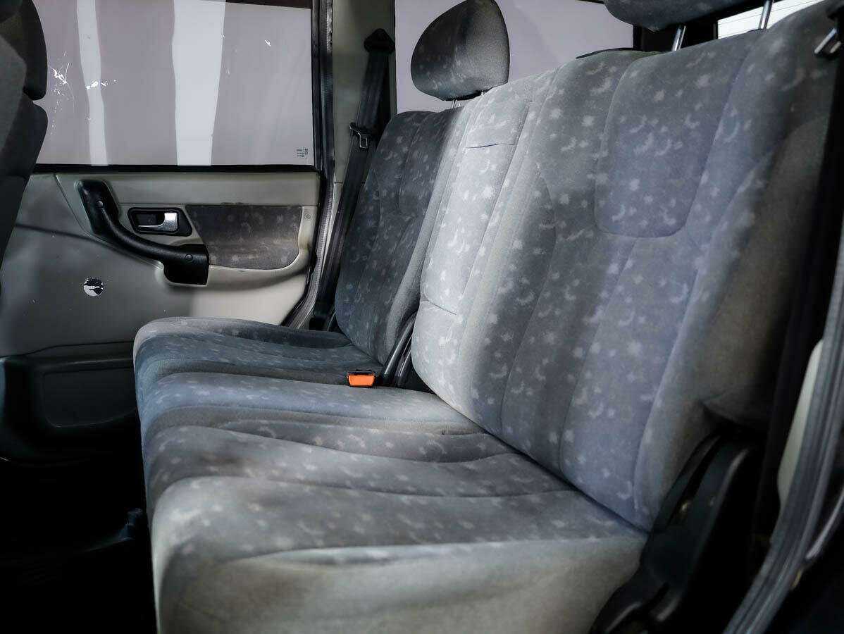 УАЗ Patriot с пробегом — 2007 год. Фото: #12